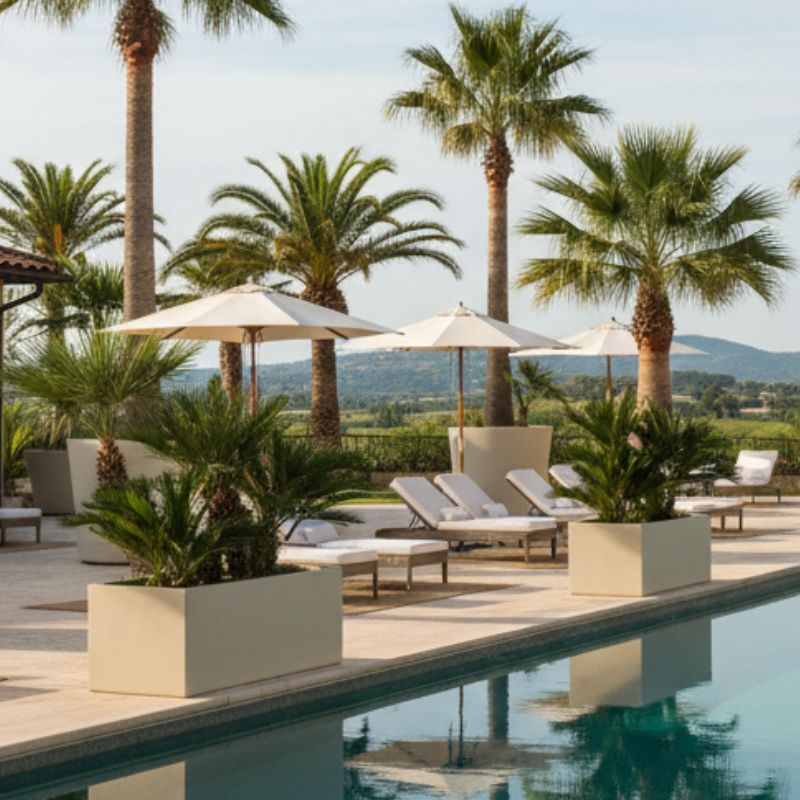 pool-side-grp-planter